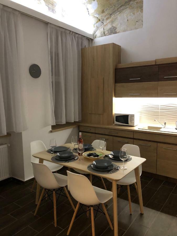 Pr Apartman Eger Ngoại thất bức ảnh