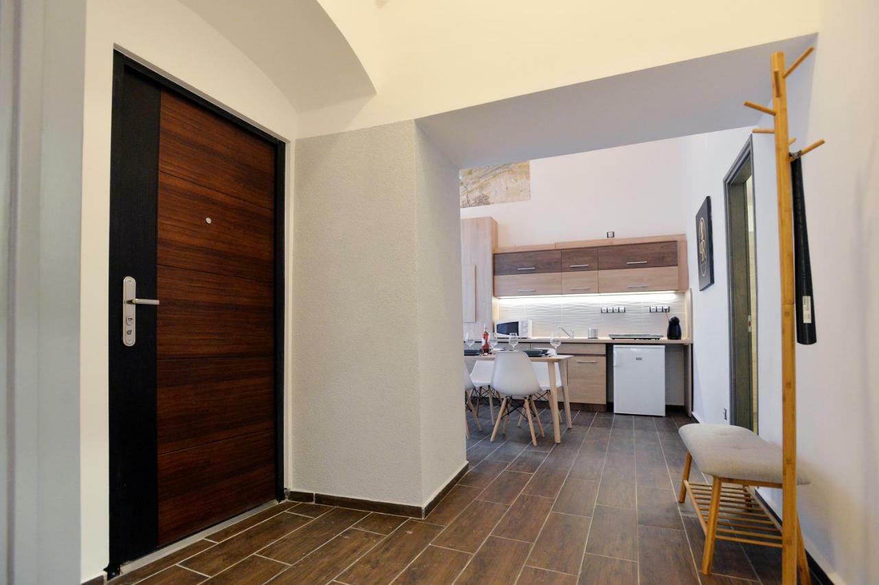 Pr Apartman Eger Ngoại thất bức ảnh